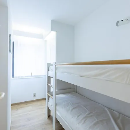 Corner With Phenomenal Sea View *