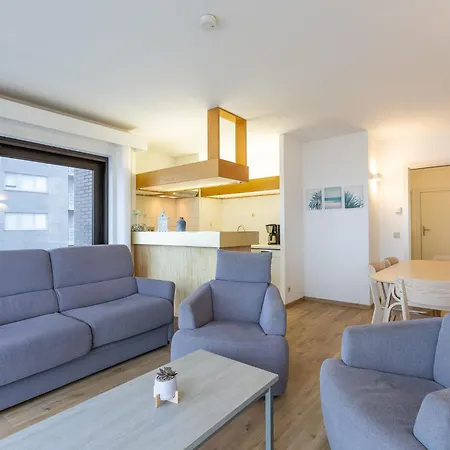 Corner With Phenomenal Sea View